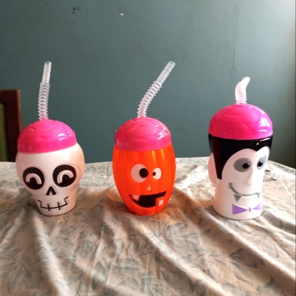 3 Halloween drink cups. Boys and girls